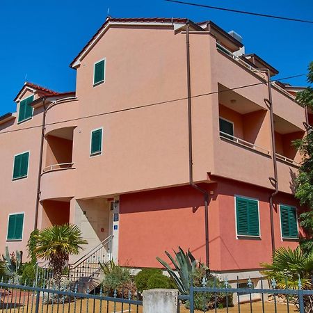 Pansion Hrga Hotel Vodice Exterior foto