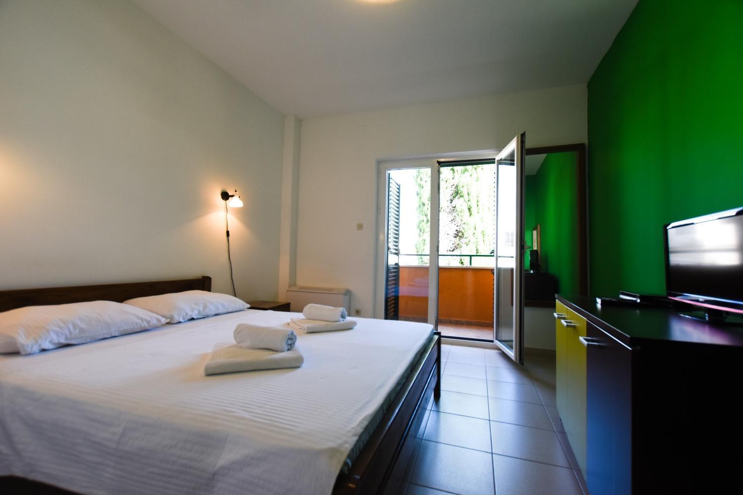 Pansion Hrga Hotel Vodice Exterior foto