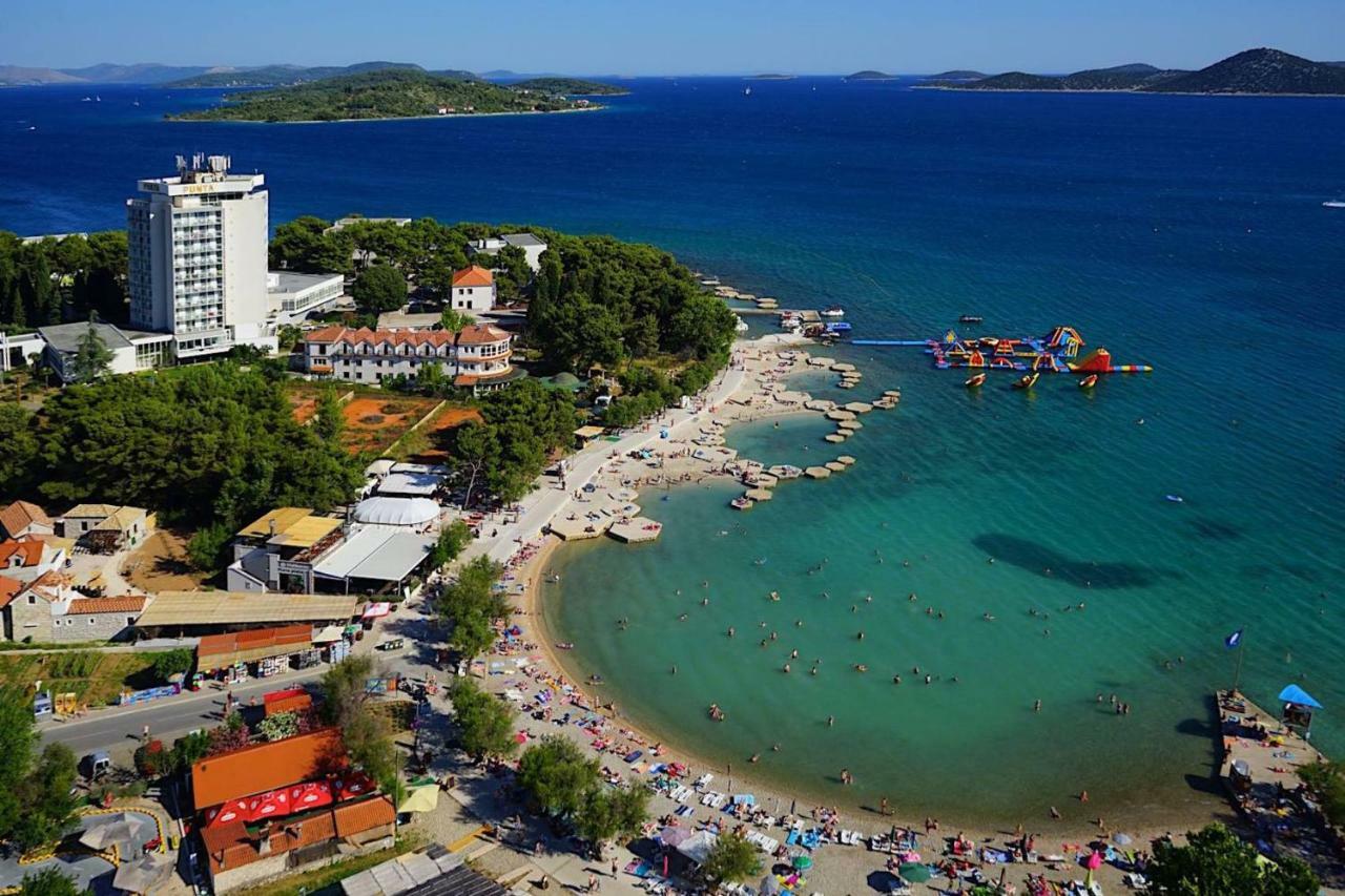 Pansion Hrga Hotel Vodice Exterior foto