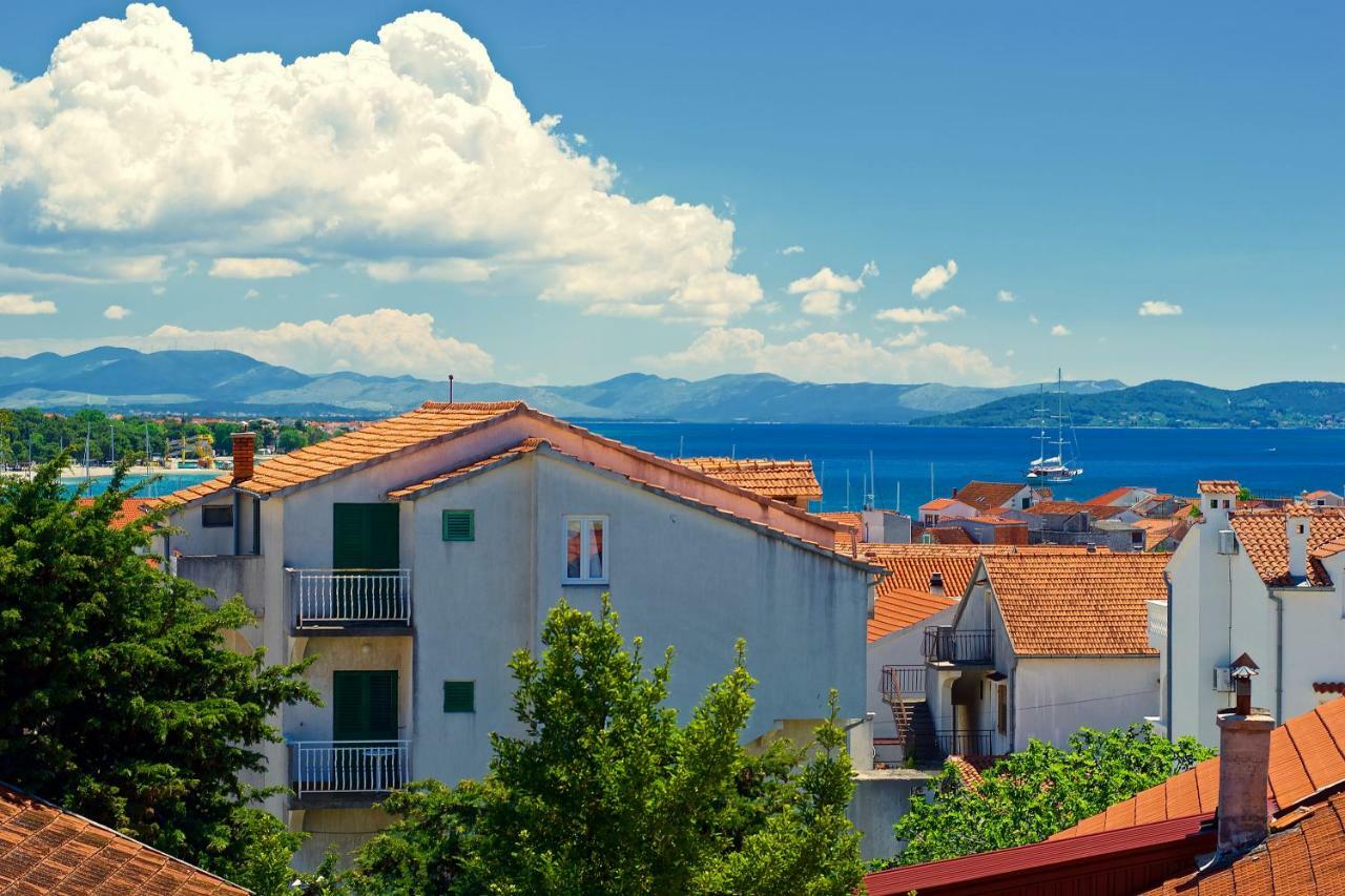 Pansion Hrga Hotel Vodice Exterior foto