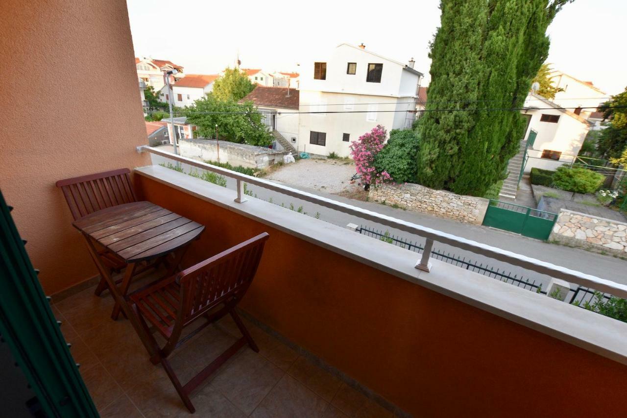 Pansion Hrga Hotel Vodice Exterior foto